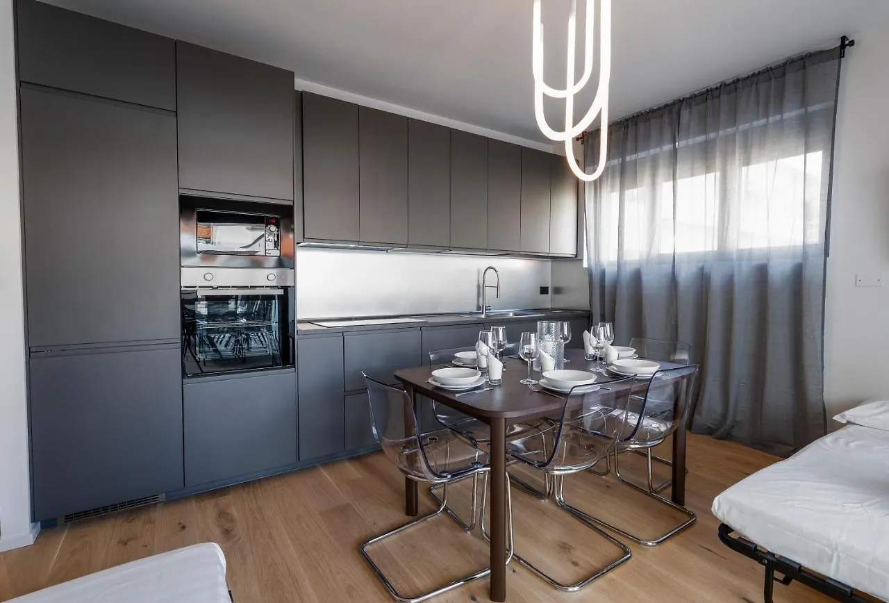 Apartment Vallarsa 10 - Int.01 Milan Italy