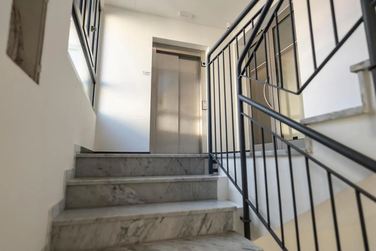 Apartment Vallarsa 10 - Int.01 Milan